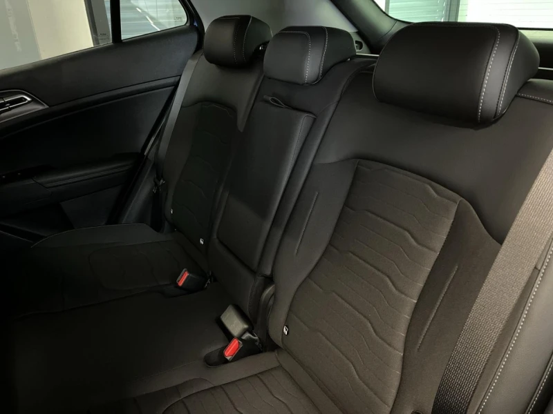 Kia Sportage HYBRID* DISTR* MEMORY* LED* KEYLESS* CARPLAY, снимка 10 - Автомобили и джипове - 52690545