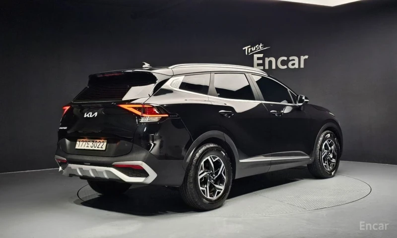 Kia Sportage, снимка 2 - Автомобили и джипове - 52874979