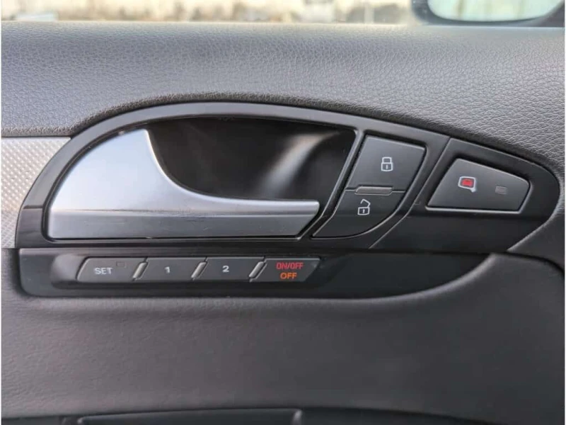 Audi Q7 * TDI Technik TECHNIK/NAVI/7 PASS./PANO/QUATTRO * , снимка 15 - Автомобили и джипове - 53529151