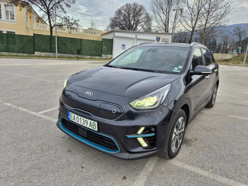 Kia Niro 64kw, снимка 6 - Автомобили и джипове - 53597260