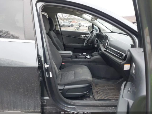 Kia Sportage HYBRID LX - изображение 10