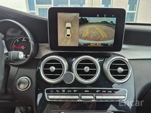 Mercedes-Benz GLC 220 AMG / COUPE / 4MATIC / 360 / ШИБИДАХ / ЛИЗИНГ, снимка 10 - Автомобили и джипове - 54964412