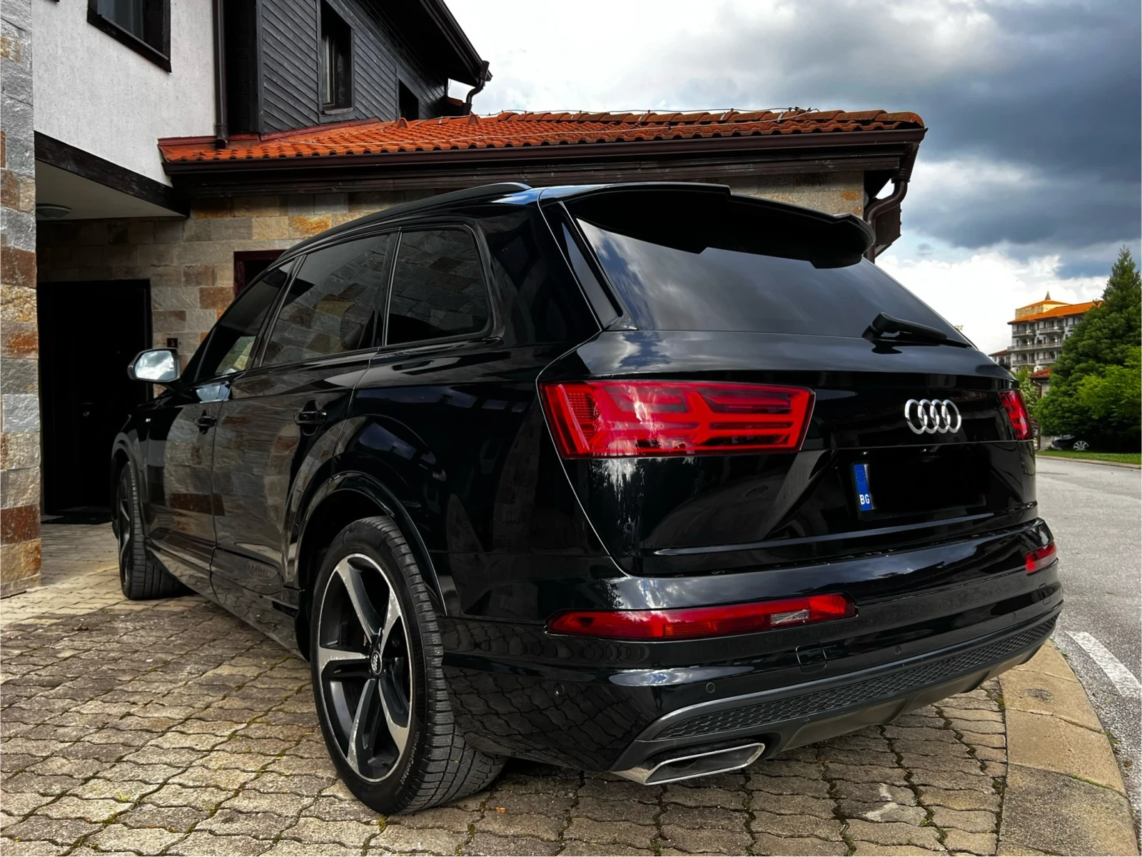 Audi Q7 3.0TDi S-LINE DISTRONIC / HEAD UP / SOFT CLOSE - изображение 7