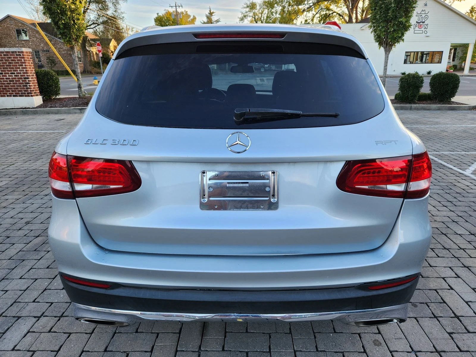 Mercedes-Benz GLC 300 Камера* Подгрев* 148.000км* Памет* RWD - изображение 2