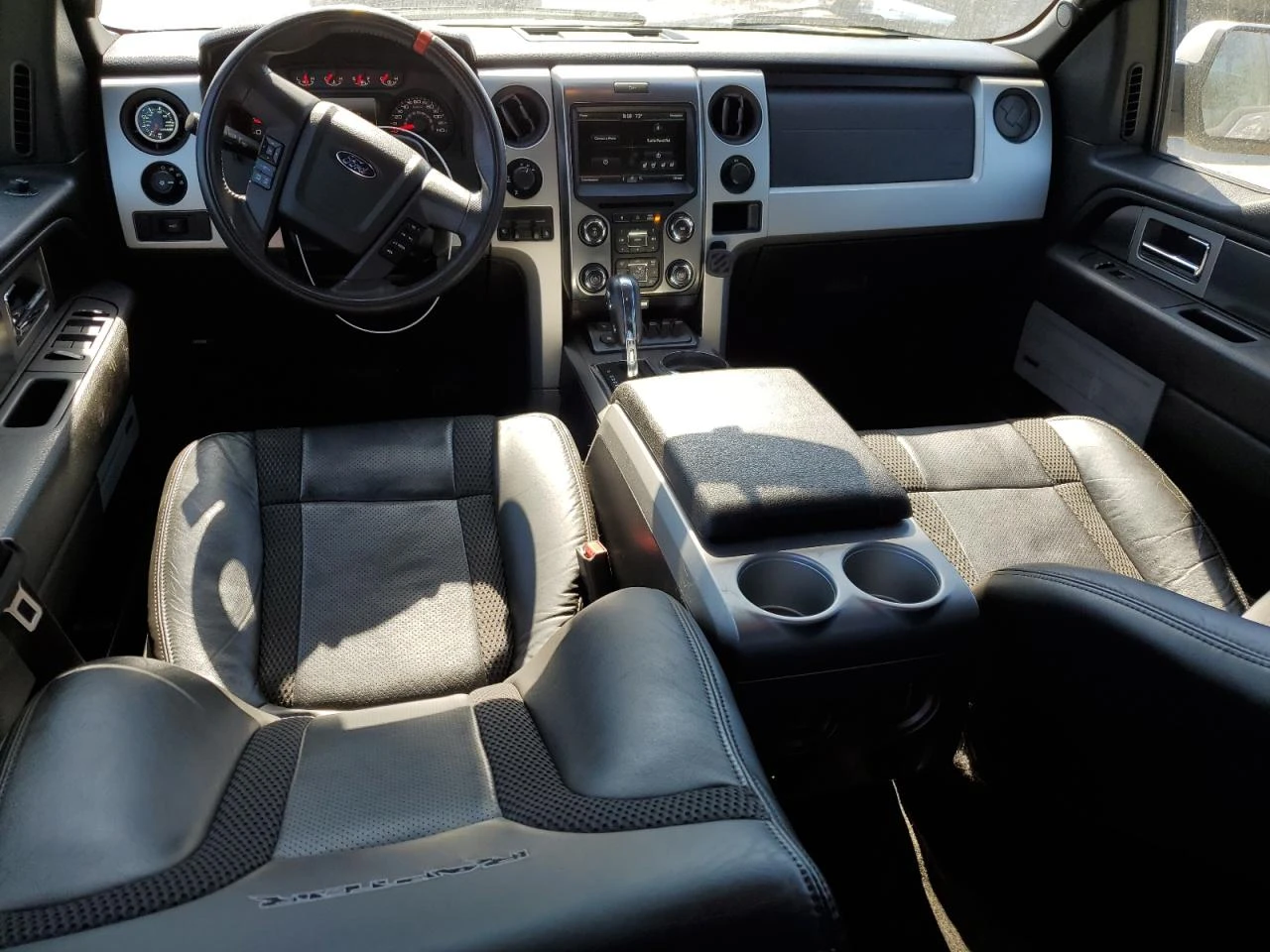 Ford F150 SVT RAPTOR 6.2L V8 411кс - изображение 8