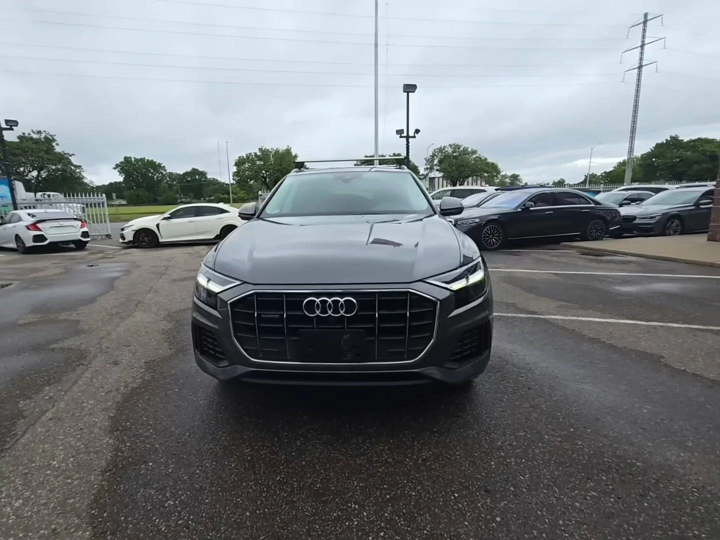 Audi Q8 Premium Plus* CARFAX* ОПЦИЯ ЗА ФИНАНСИРАНЕ*  - изображение 2