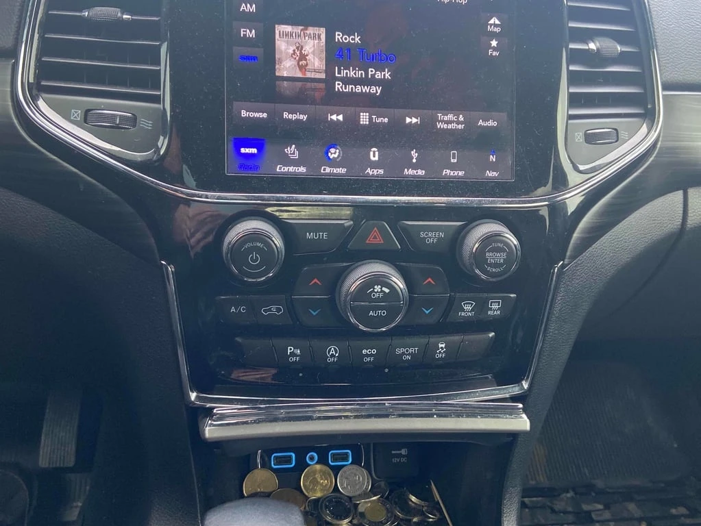 Jeep Grand cherokee 2019 Altitude * CARFAX * БЕЗ ПЪРВОНАЧАЛНА ВНОСКА - изображение 9