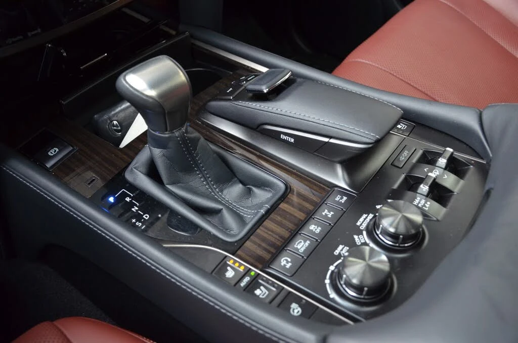 Lexus LX 570 MARK LEV* 360 CAM* ���������* �������* 6+ 1* ����� | Mobile.bg � ����������� 16