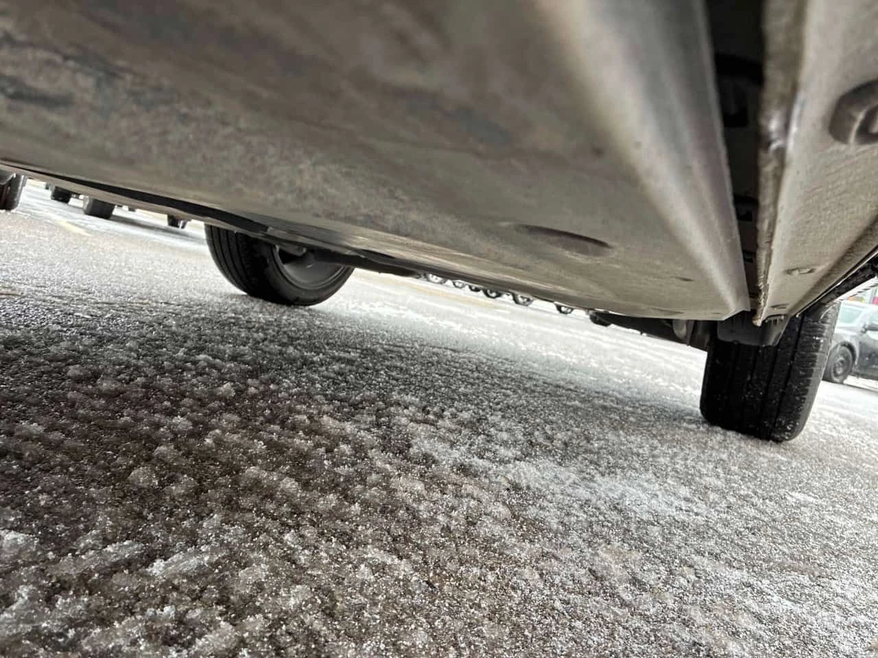 VW Taos * Highline * CARFAX * ПОДГРЕВИ* ОБДУХВАНЕ* ПАНОРАМ, снимка 17 - Автомобили и джипове - 53827641