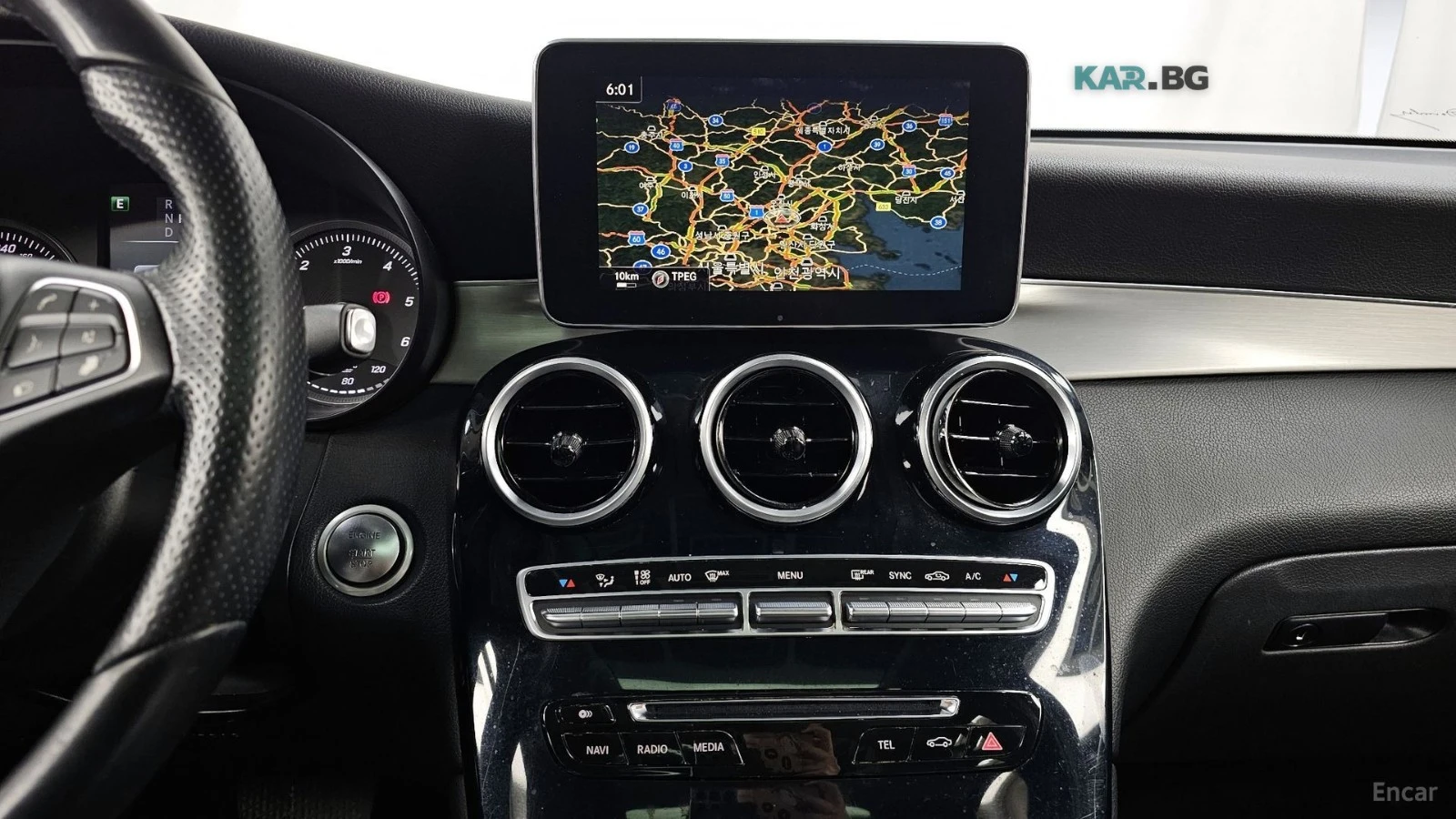 Mercedes-Benz GLC 220 * 4MATIC* КОЖА* ПОДГРЕВ* ПАНОРАМА* КАМЕРА* , снимка 15 - Автомобили и джипове - 54660224