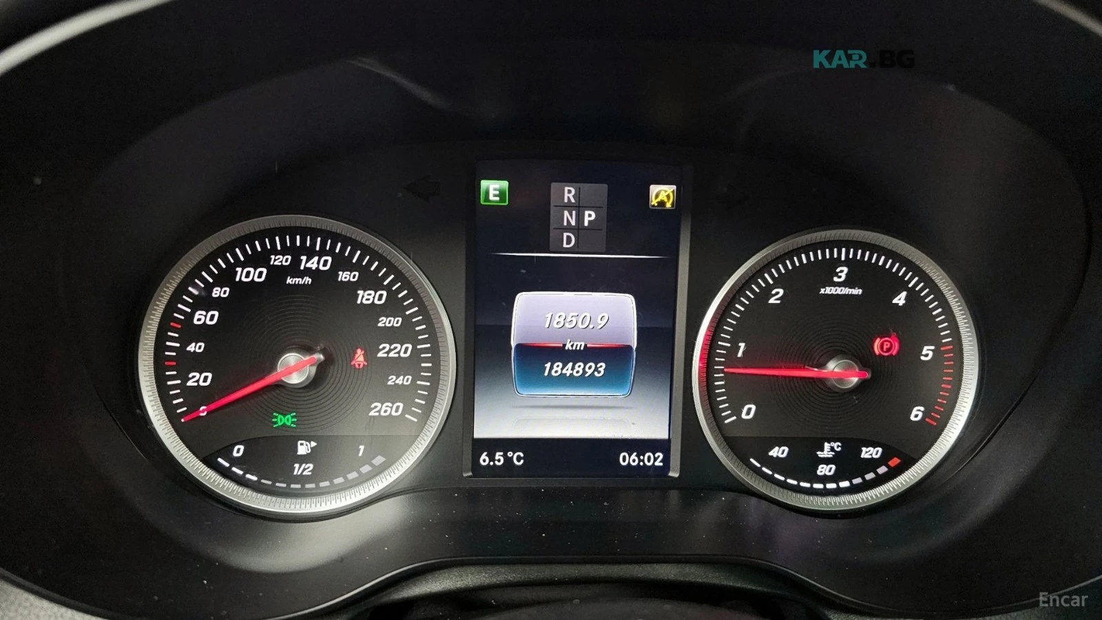 Mercedes-Benz GLC 220 * 4MATIC* КОЖА* ПОДГРЕВ* ПАНОРАМА* КАМЕРА* , снимка 8 - Автомобили и джипове - 54660224