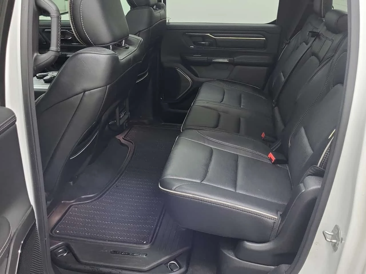 Dodge RAM 1500 * LIMITED CREW CAB SHORT BED * CARFAX * , снимка 12 - Автомобили и джипове - 55610675