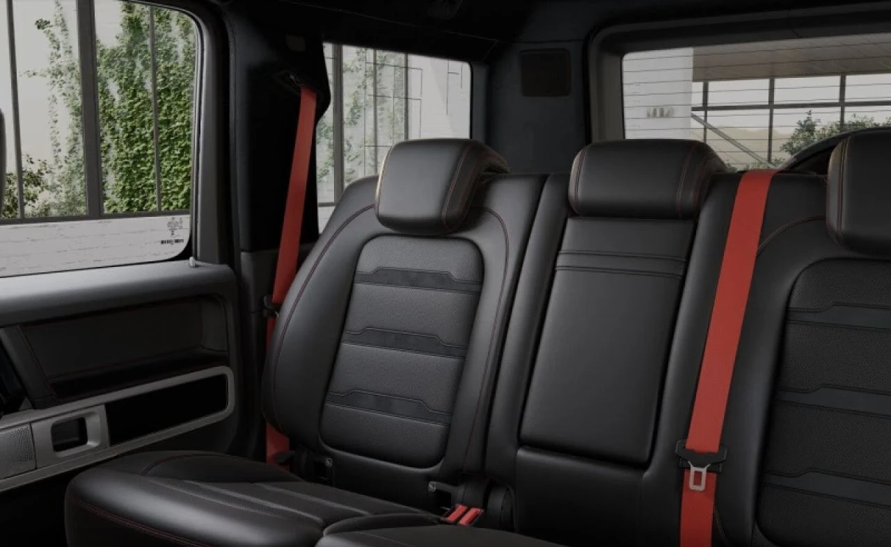 Mercedes-Benz G 63 AMG MANUFAKTUR / NIGHT / BURM / MULTIBEAM / 360 / , снимка 13 - Автомобили и джипове - 55977878