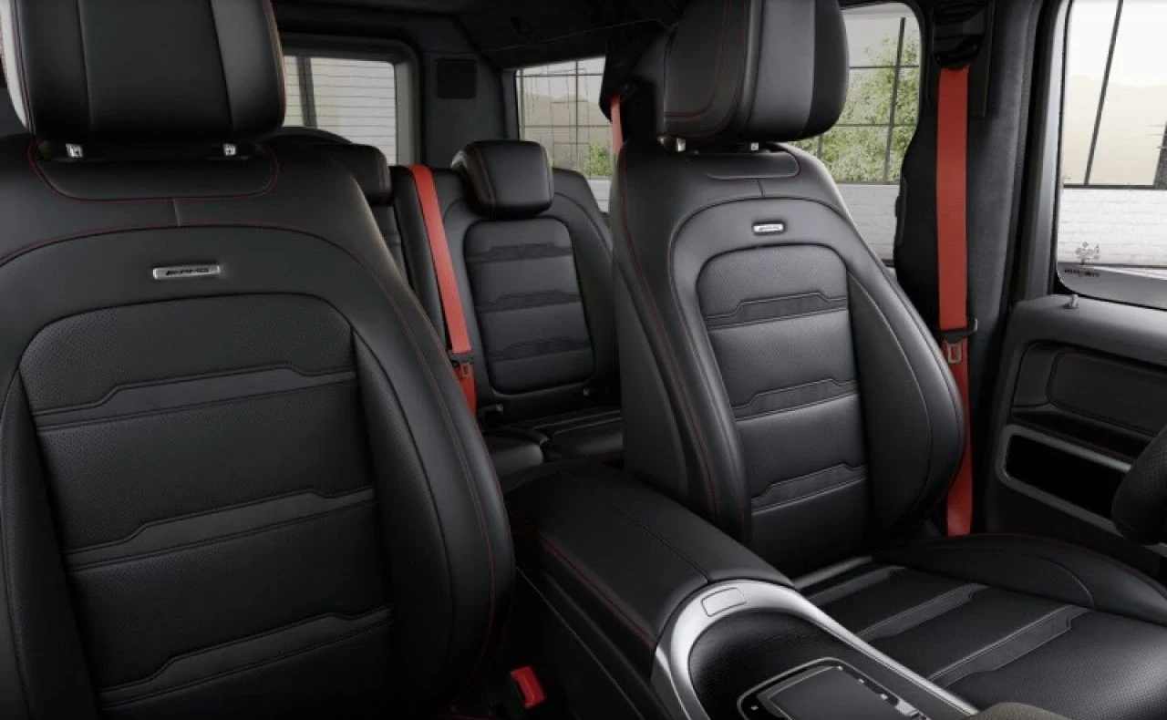 Mercedes-Benz G 63 AMG MANUFAKTUR / NIGHT / BURM / MULTIBEAM / 360 / , снимка 11 - Автомобили и джипове - 55977878