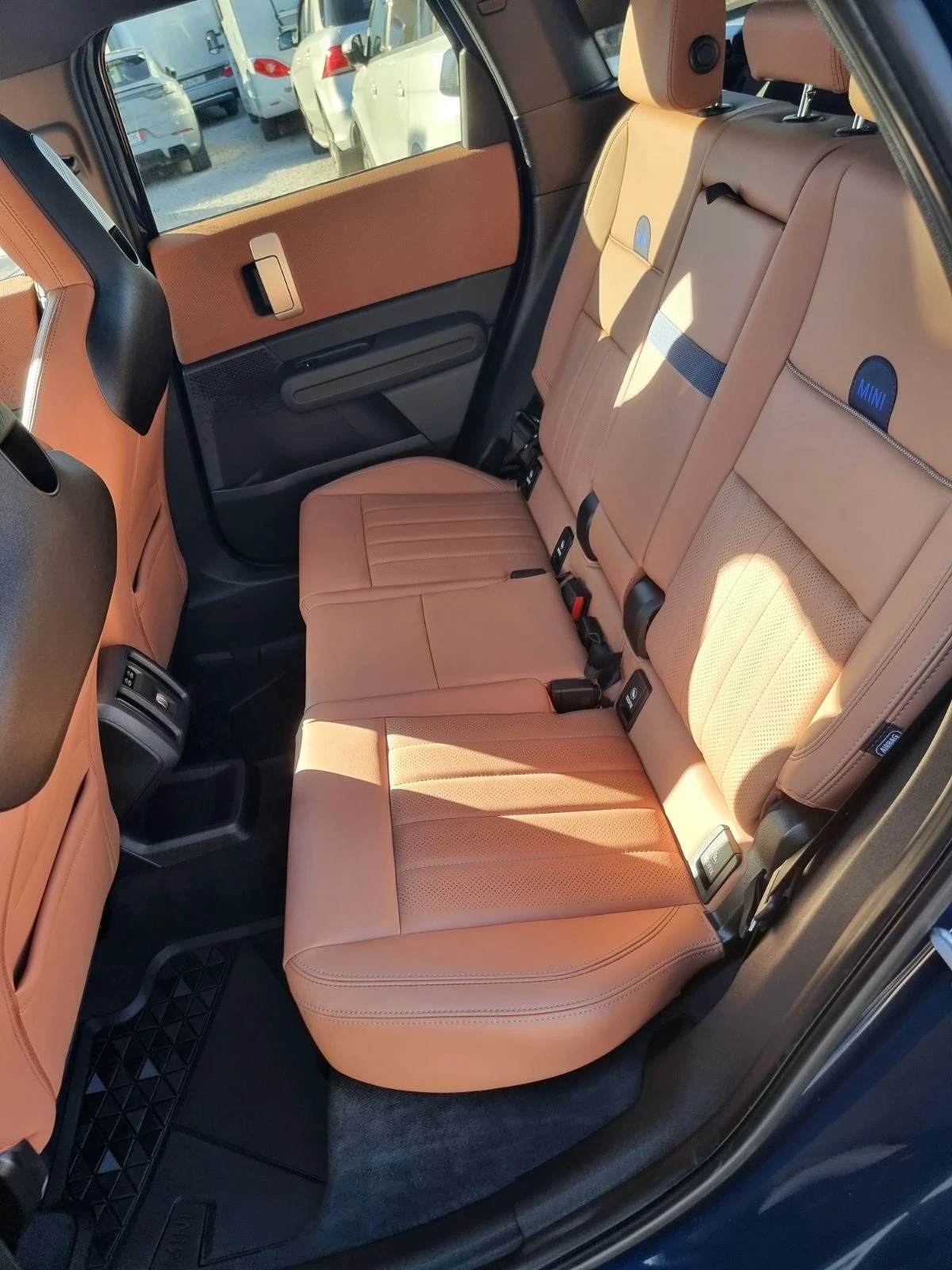 Mini Countryman S 2.0i, снимка 13 - Автомобили и джипове - 56579588
