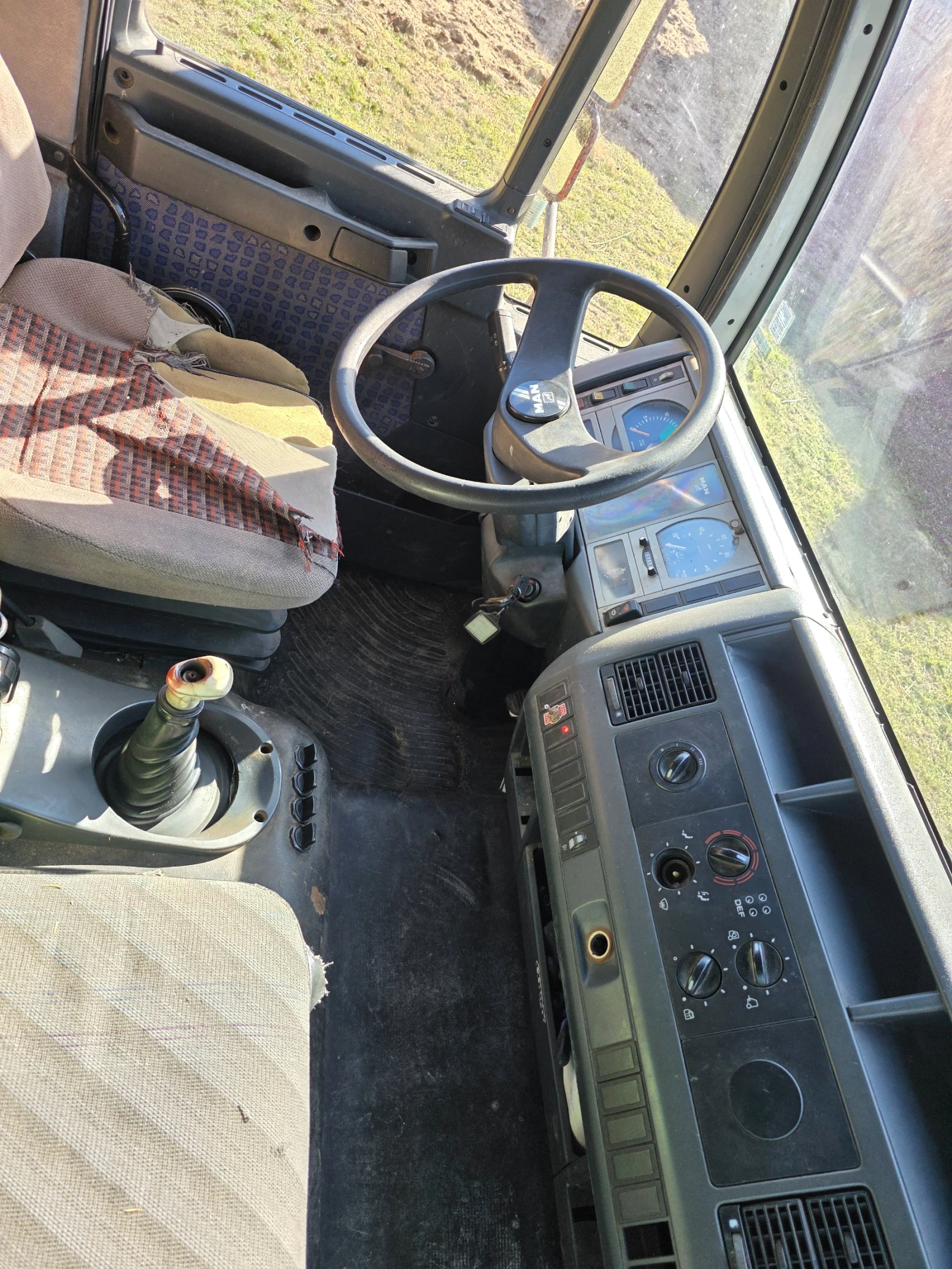 Man 9136 | Mobile.bg   8