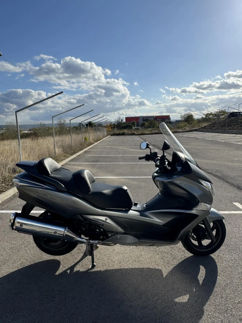 Honda Silver Wing, снимка 2 - Мотоциклети и мототехника - 53263134