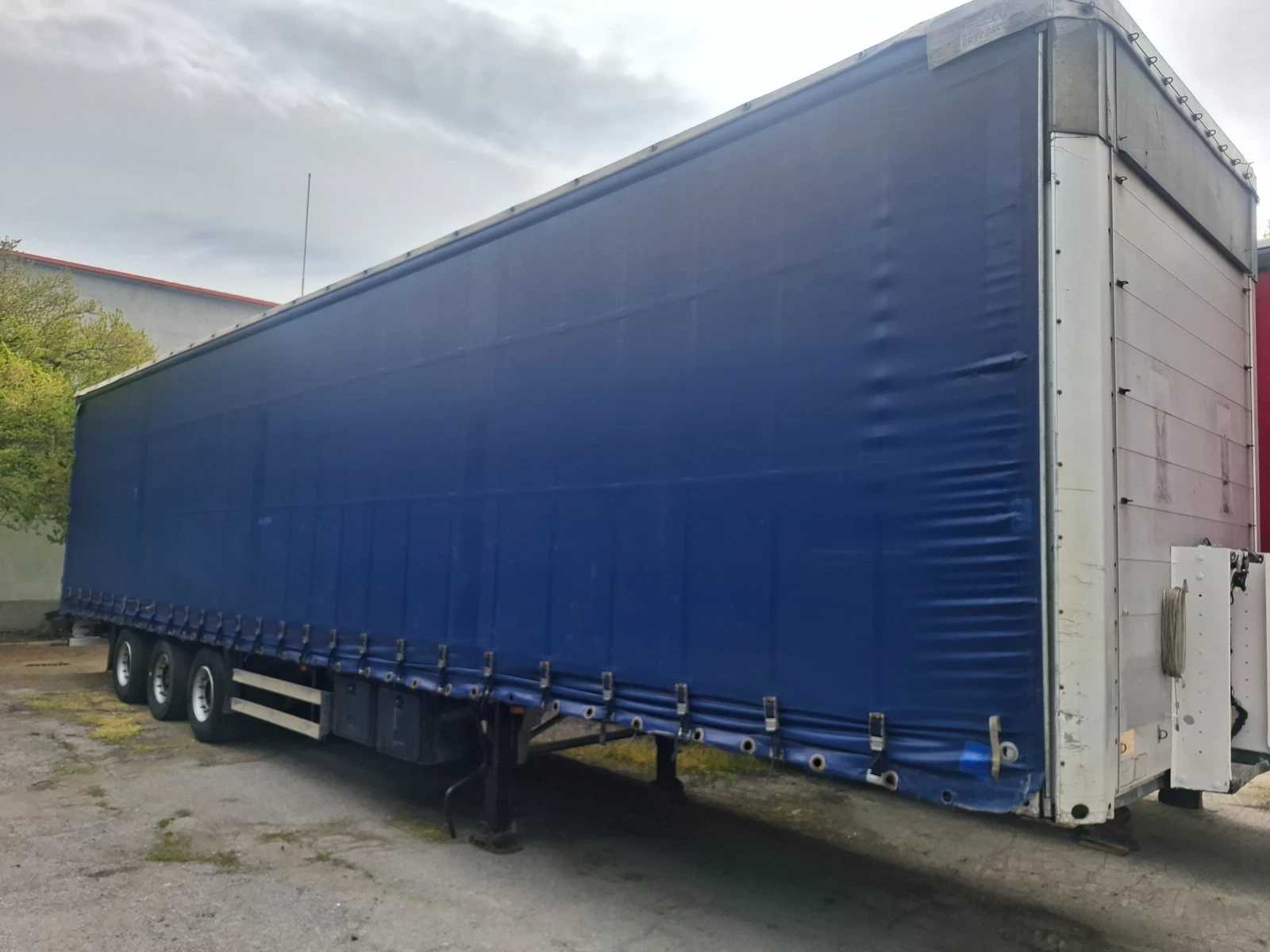 Полуремарке Schmitz S01 Mega