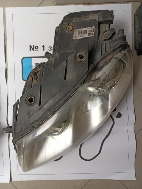 Би Ксенон  Ляв Завиващ Фар с подсветка при завой Фолксваген , снимка 1