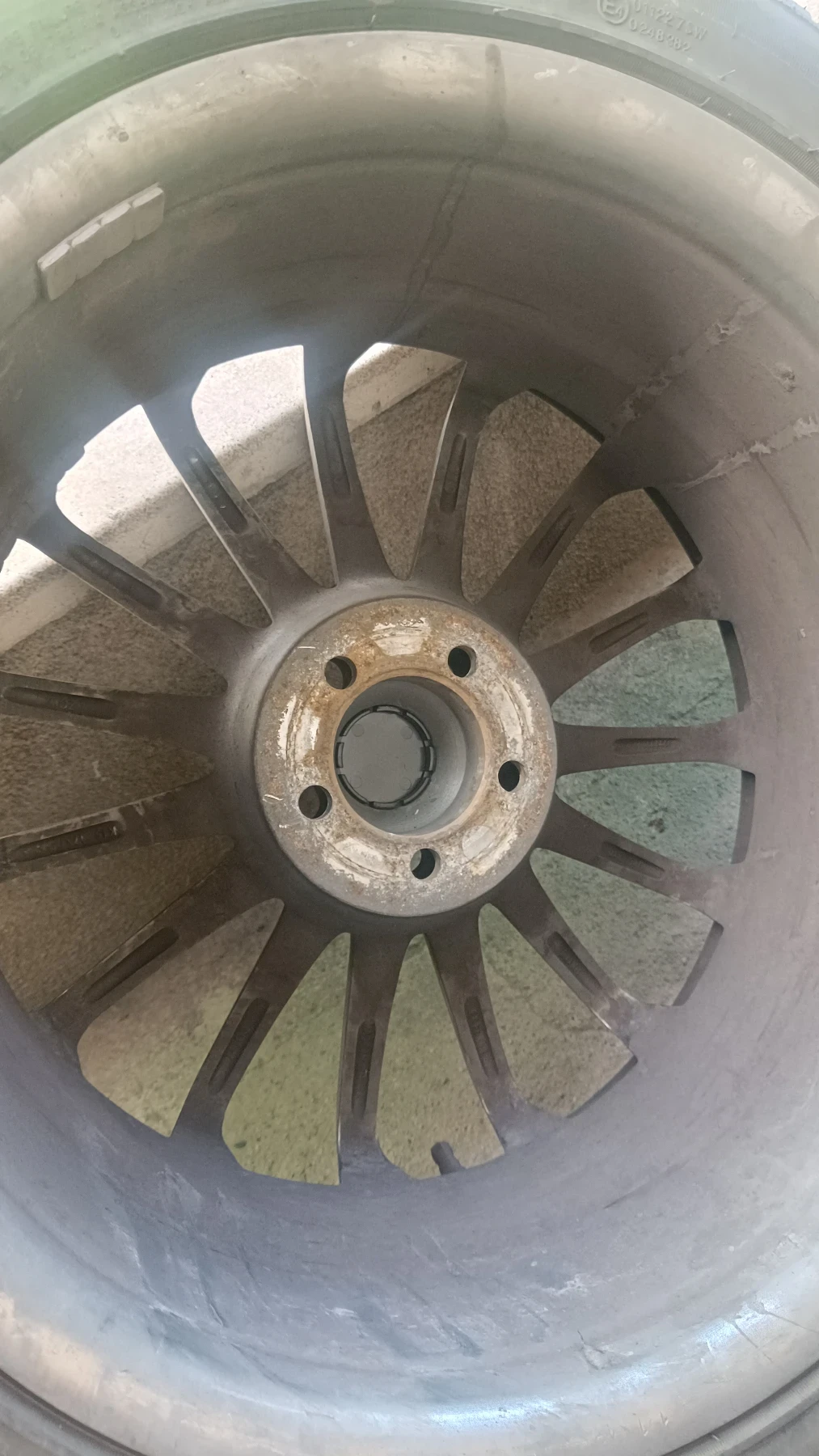 ���� � ������ 205/55R17 | Mobile.bg � ����������� 10