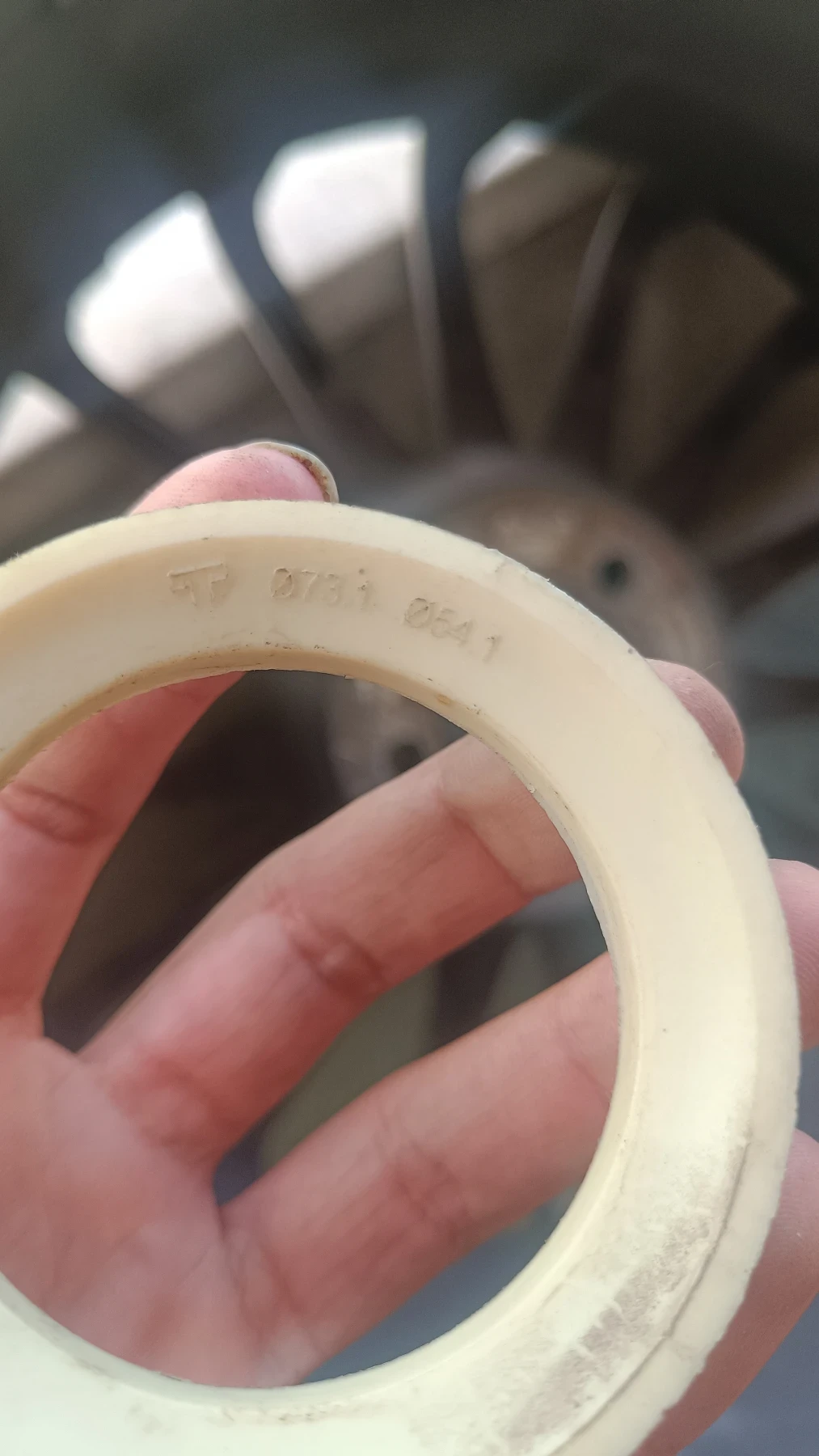 ���� � ������ 205/55R17 | Mobile.bg � ����������� 12