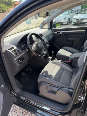 VW Touran 2.0TDi / Подгрев / Самопаркиране, снимка 7