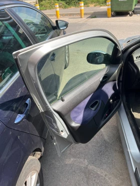 Обява за продажба на Peugeot 206 1.4i ~1 000 лв. - изображение 10