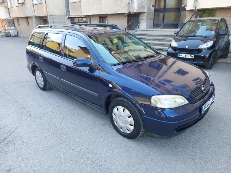 Opel Astra Limited edition, снимка 2 - Автомобили и джипове - 47364513