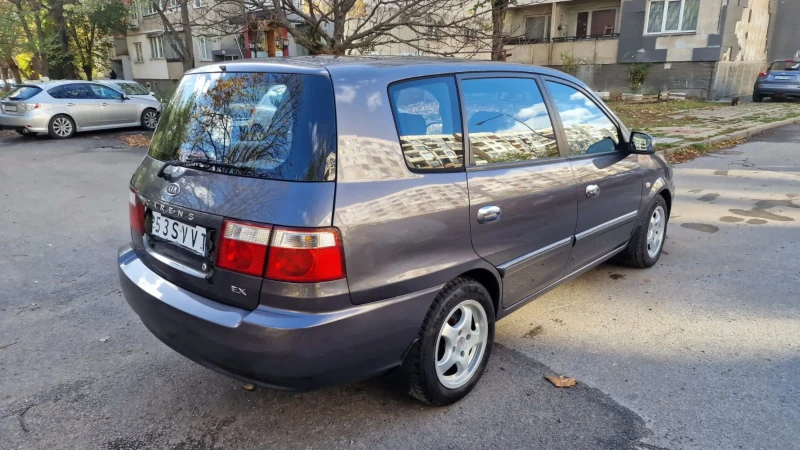 Kia Carens 2.0 Промоция , снимка 3 - Автомобили и джипове - 52848979