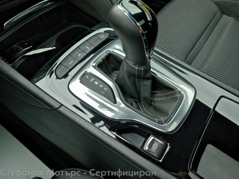 Opel Insignia B GS Business Elegance 2.0D (175HP)    AT8, снимка 14 - Автомобили и джипове - 48124881