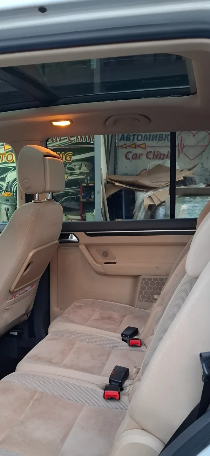 VW Touran, снимка 14 - Автомобили и джипове - 49100824