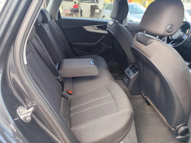 Audi A4 2.0 д.163 кс. mild hybrid, снимка 15 - Автомобили и джипове - 50995339