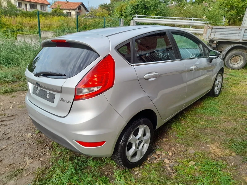 Ford Fiesta, снимка 6 - Автомобили и джипове - 51695671
