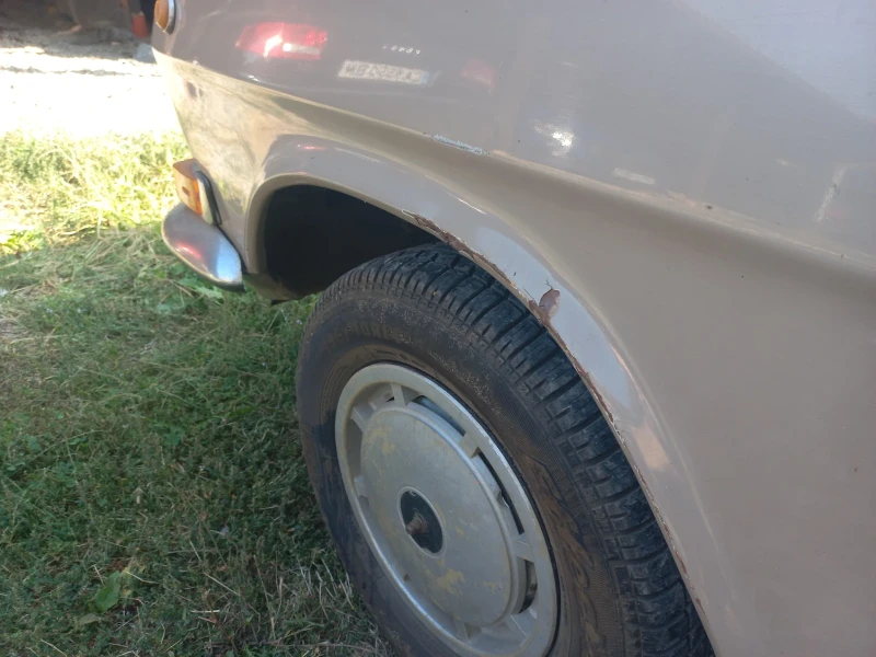 Volga 24 GAZ 2410, снимка 15 - Автомобили и джипове - 51709291