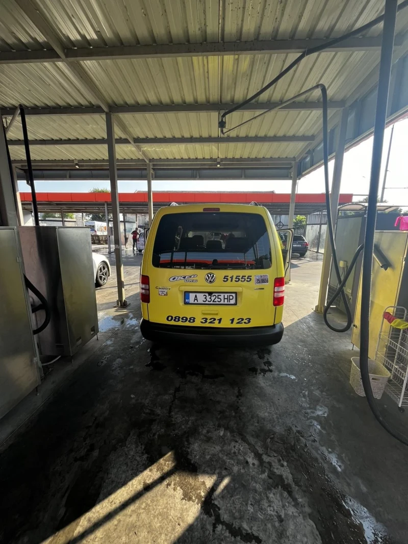 VW Caddy, снимка 4 - Автомобили и джипове - 52244699