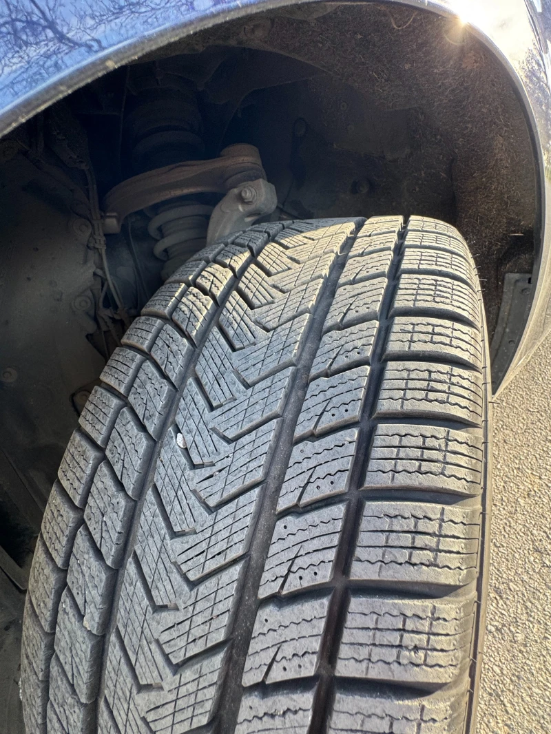 BMW 530 xDRIVE , снимка 11 - Автомобили и джипове - 52553322