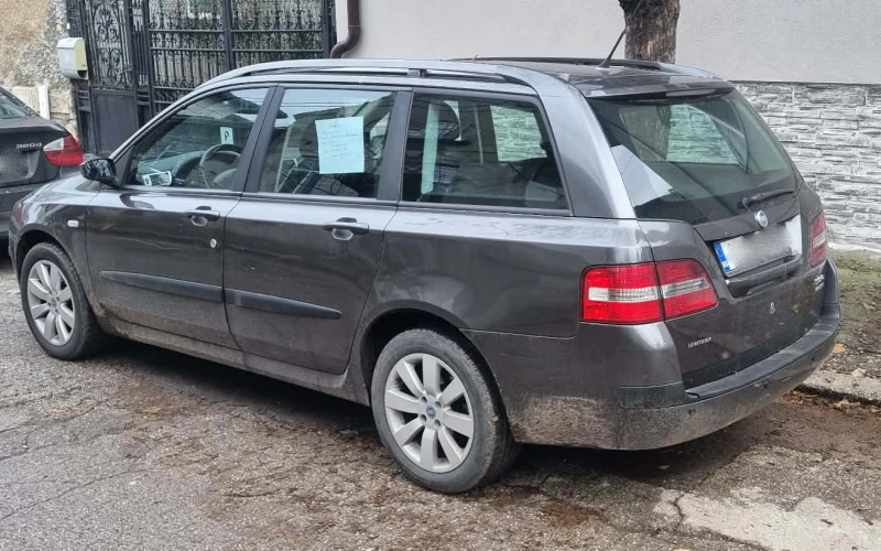 Fiat Stilo multijet, снимка 3 - Автомобили и джипове - 52704607