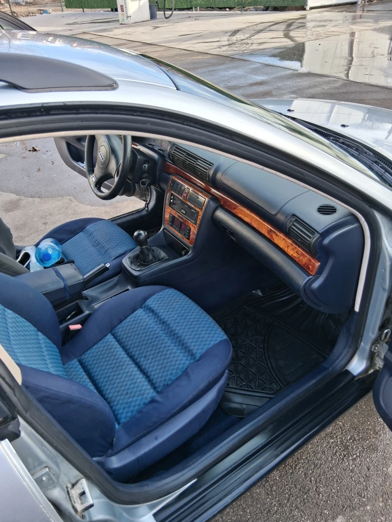 Audi A4, снимка 9 - Автомобили и джипове - 53002538