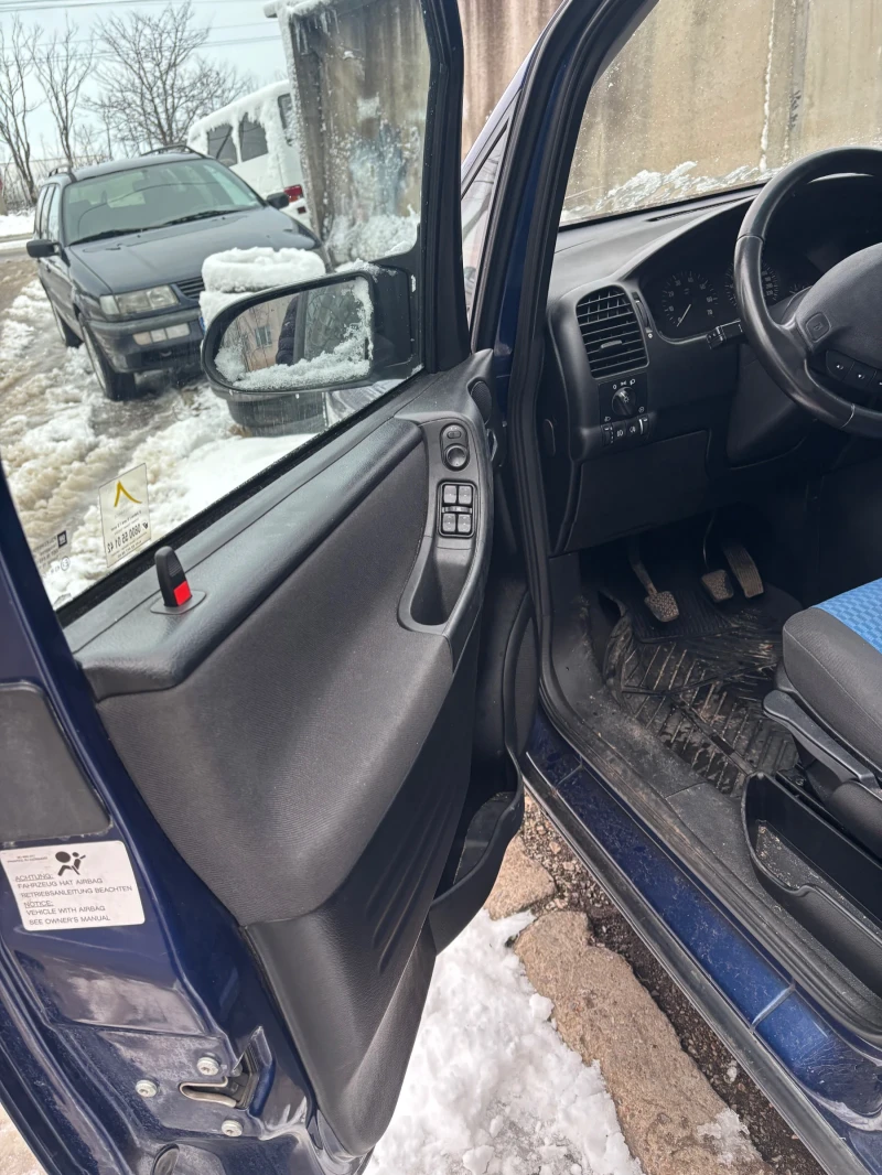 Opel Zafira 2.2 бензин/газ, снимка 8 - Автомобили и джипове - 53077686