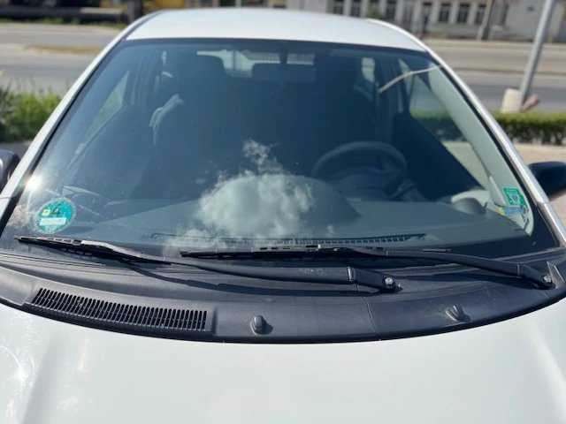 Toyota Yaris 1.0 I - изображение 2