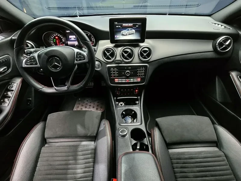 Mercedes-Benz CLA 2.5, снимка 7 - Автомобили и джипове - 54287637