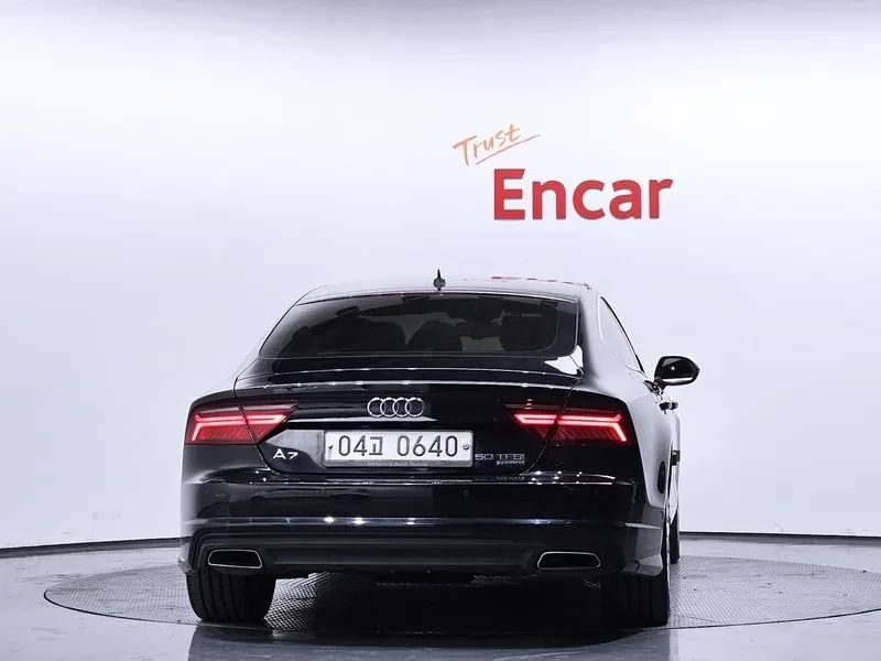 Audi A7 45 TFSI / CARFAX, снимка 3 - Автомобили и джипове - 54744858
