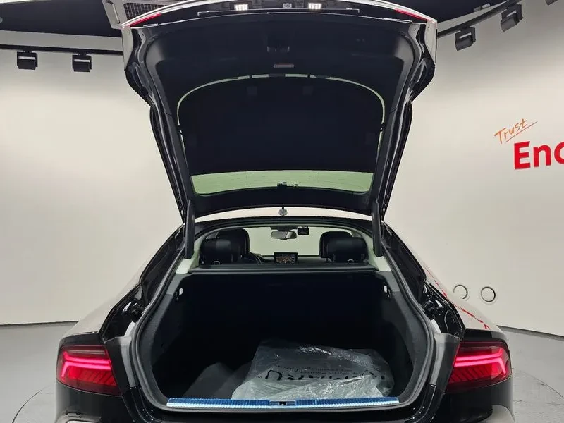Audi A7 45 TFSI / CARFAX, снимка 6 - Автомобили и джипове - 54744858