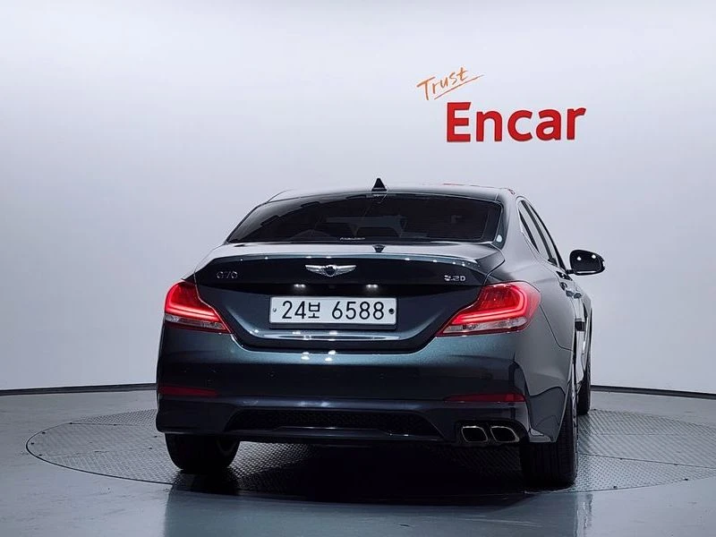 Genesis G70 2.2 Automatic, снимка 4 - Автомобили и джипове - 55598182