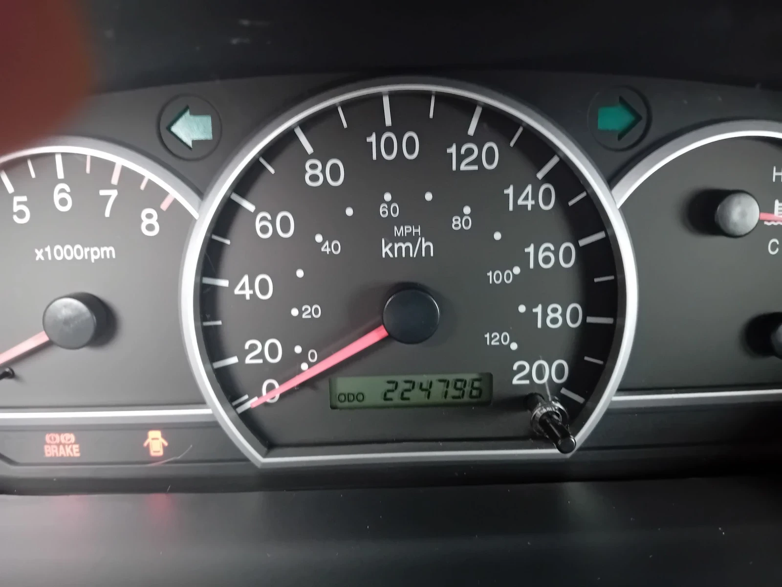 Kia Carens 2.0 ��������  | Mobile.bg � ����������� 14