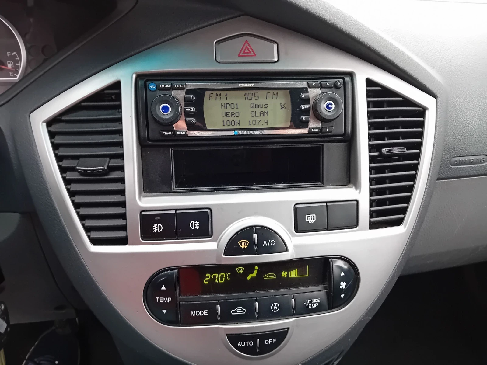 Kia Carens 2.0 Промоция  - изображение 10