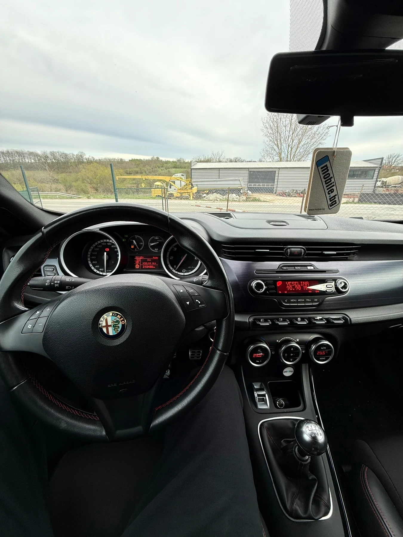 Alfa Romeo Giulietta 2.0 JTD КОЖА - изображение 7