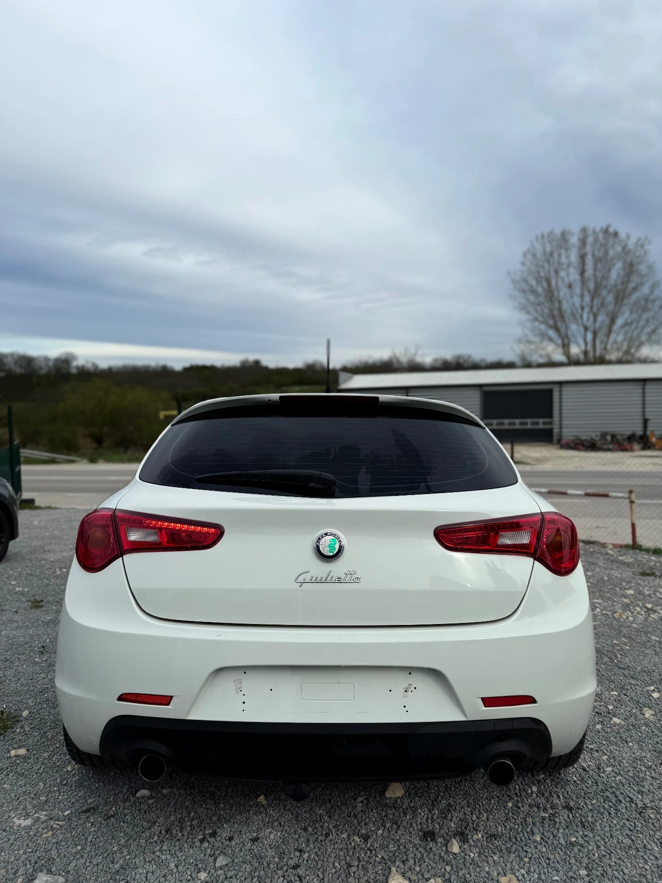 Alfa Romeo Giulietta 2.0 JTD КОЖА - изображение 4