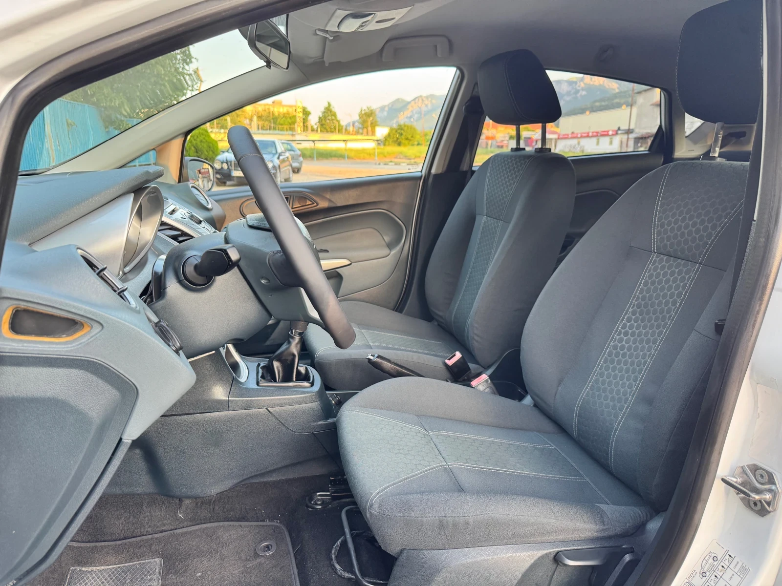 Ford Fiesta 1.6TDCi~90hp~ITALY - изображение 10