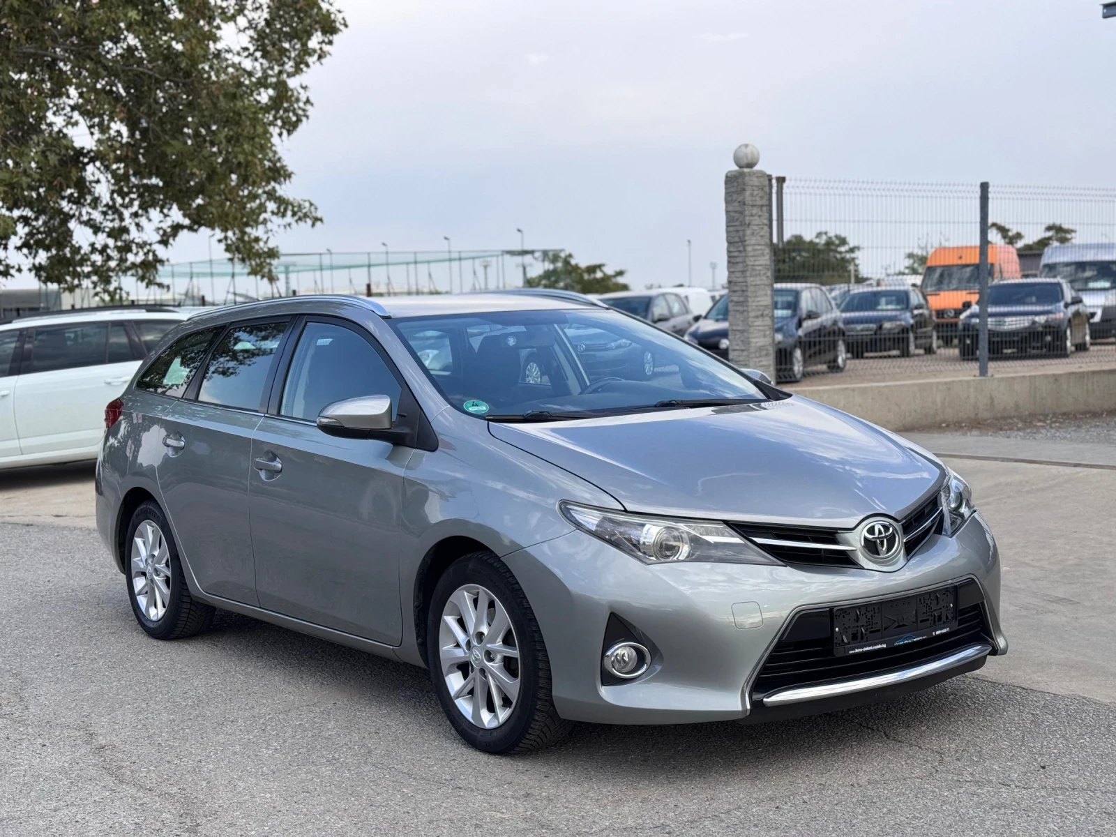 Toyota Auris 1.6i 132кс * Автоматик*  - изображение 7